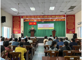 Trung tâm Khuyến nông Thành phố Hồ Chí Minh (TP.HCM): Tập huấn giới thiệu về công nghệ cao và chuyển đổi số trong trồng trọt.