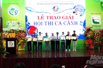 Hơn 300 gian hàng giới thiệu sản phẩm giống và nông nghiệp công nghệ cao