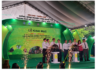 Hơn 300 gian hàng trưng bày tại Hội chợ – Triển lãm Giống, Nông nghiệp công nghệ cao Thành phố Hồ Chí Minh, lần X – năm 2024