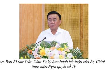 Bộ Chính trị yêu cầu thí điểm chính sách vượt trội cho nông nghiệp công nghệ cao