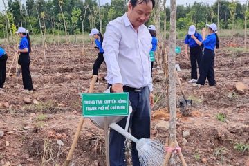 Trung tâm Khuyến nông Thành phố Hồ Chí Minh tham gia Lễ phát động  Tết trồng cây “Đời đời nhớ ơn Bác Hồ” năm 2026